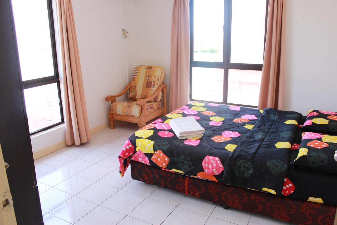Marina Court, Kota Kinabalu, Sabah Villa Exterior photo